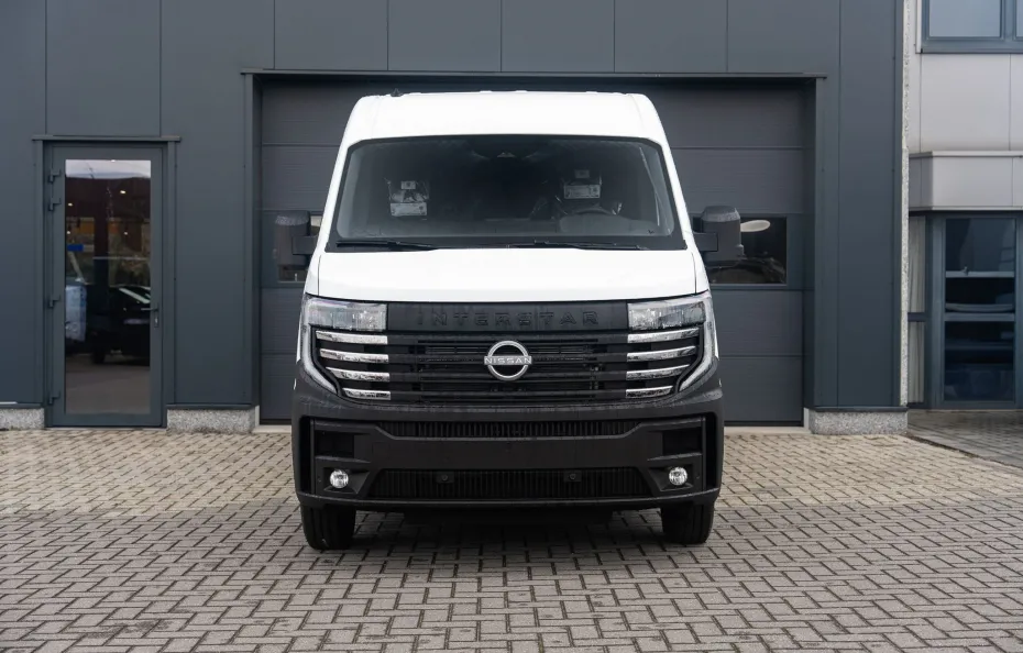 huur Nissan Interstar