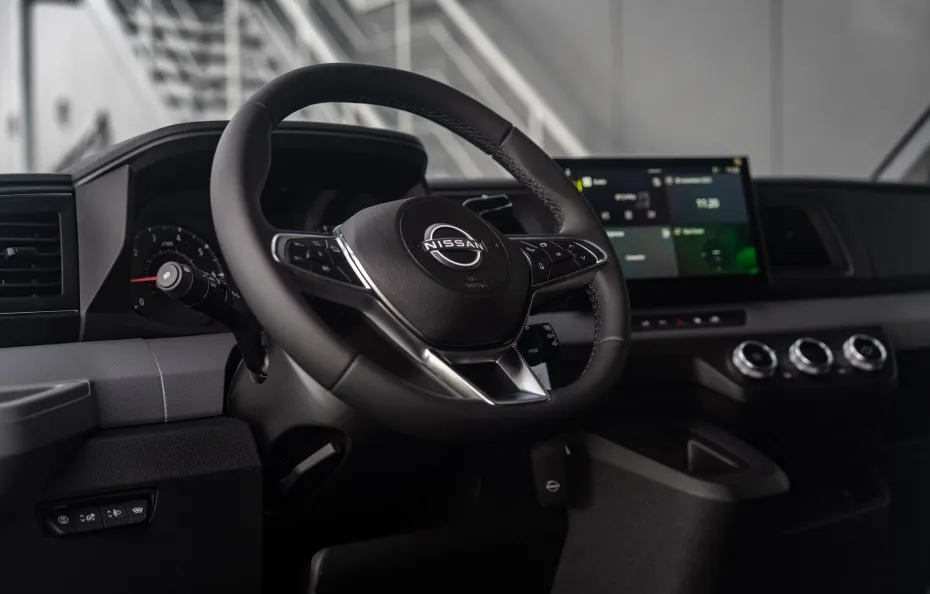 huur Nissan Interstar