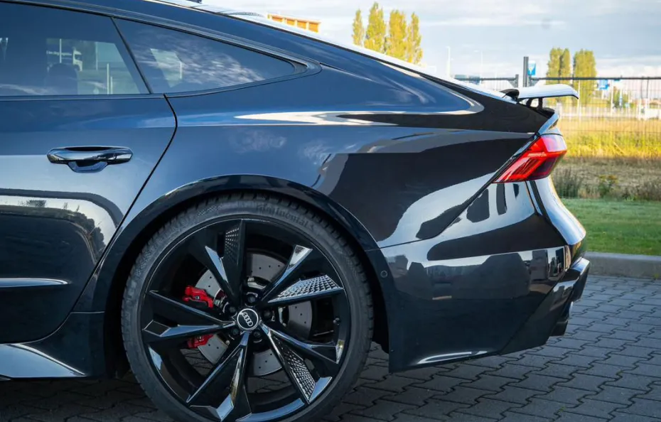 huur Audi RS7 Performance