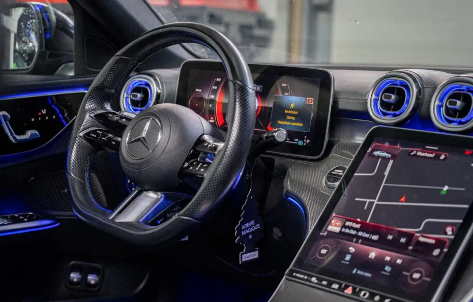 huur Mercedes-Benz C300