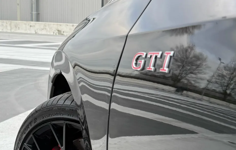 huur Volkswagen Golf 8.5 GTI Clubsport