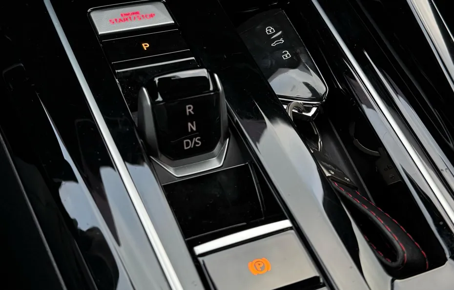 huur Volkswagen Golf 8.5 GTI Clubsport