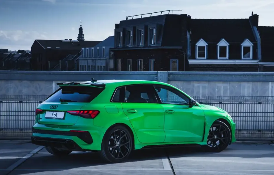 huur Audi RS3 Sportback 1
