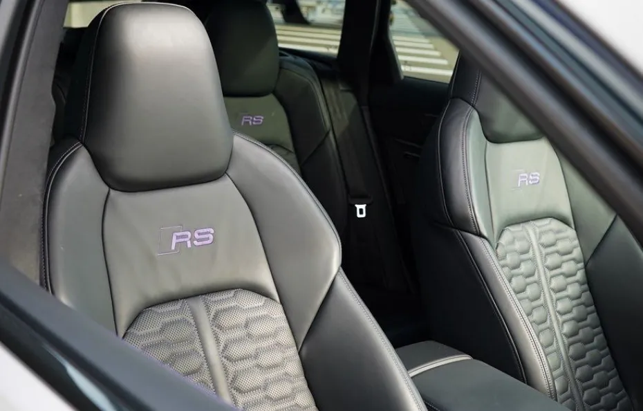 huur Audi RS6 Performance (2026)