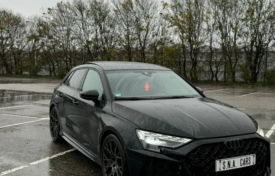 huur Audi RS3 Sportback (2025) 1