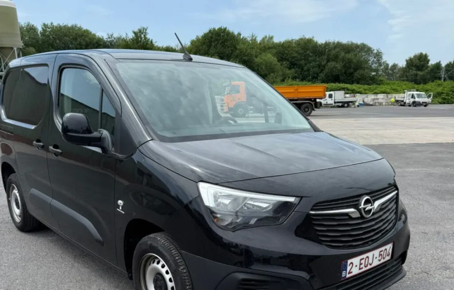 huur Opel Combo 1