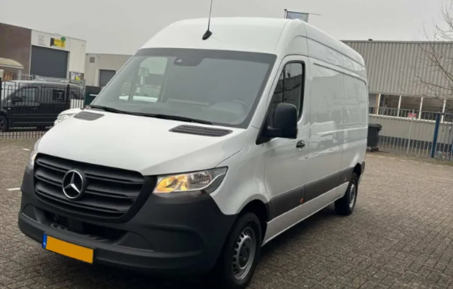 huur Mercedes Sprinter 1
