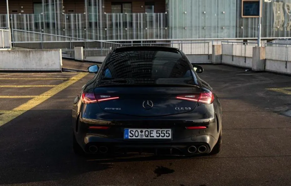 huur Mercedes Benz CLE53 AMG