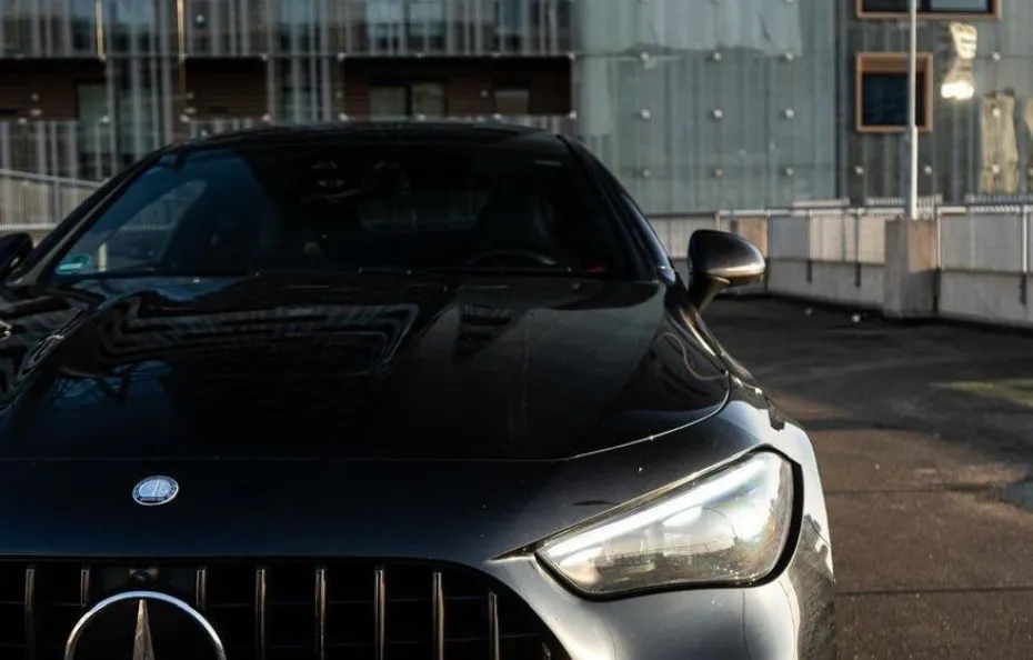 huur Mercedes Benz CLE53 AMG