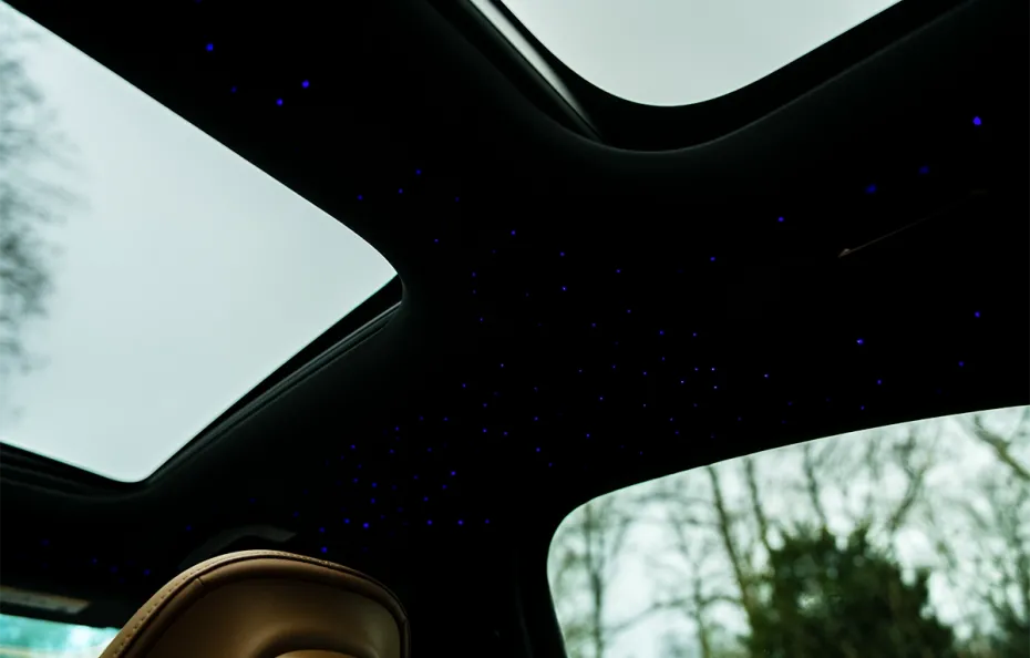 huur Mercedes Benz E300e 1